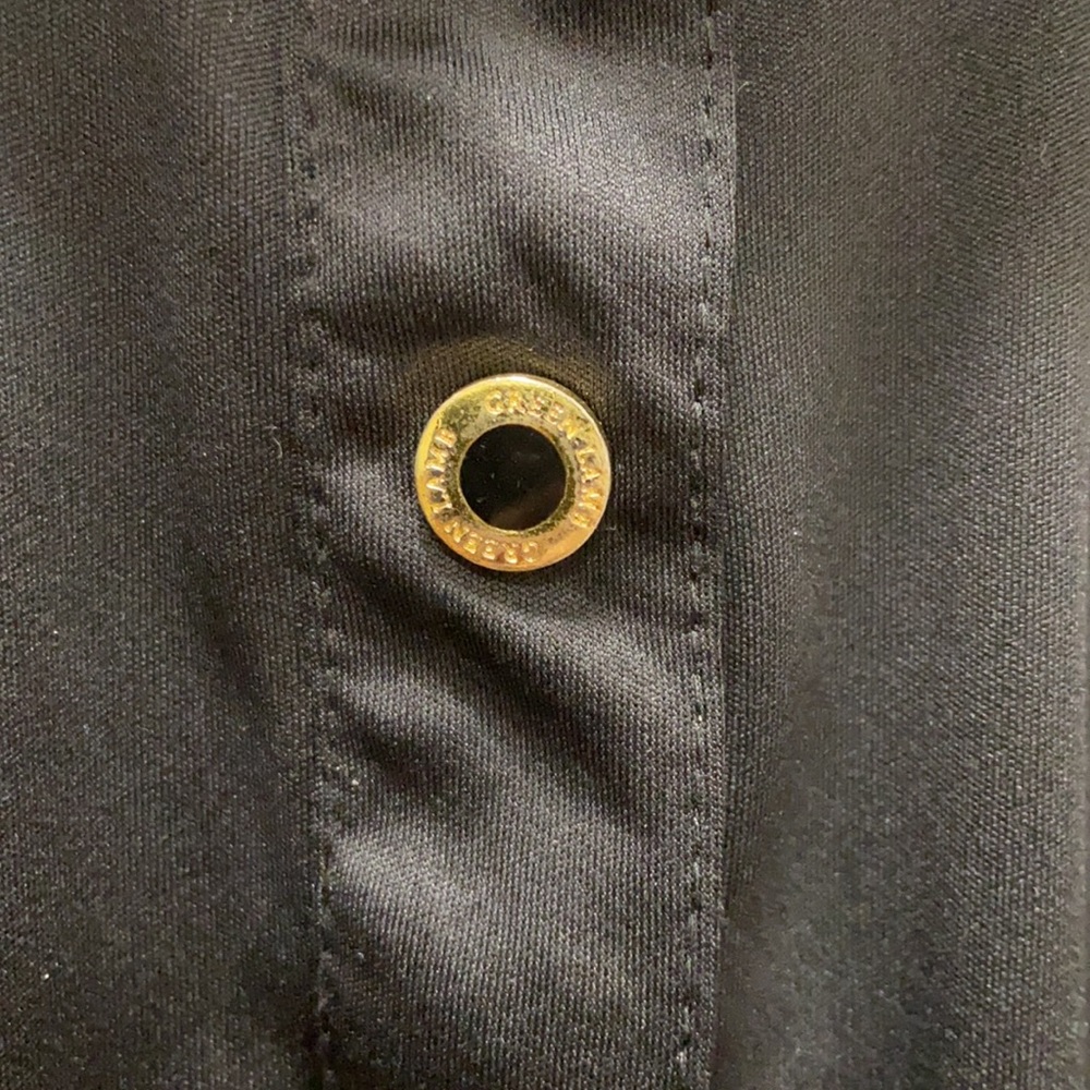 GREEN LAMB 3/4 sleeve Black Top - Picture 9 of 9